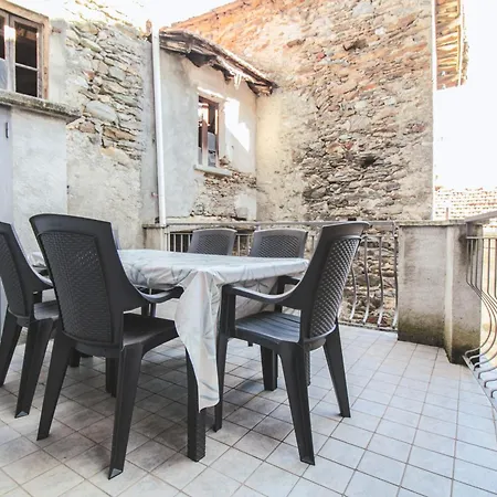Casa Luca Tatil Evi San Siro (Lombardy)